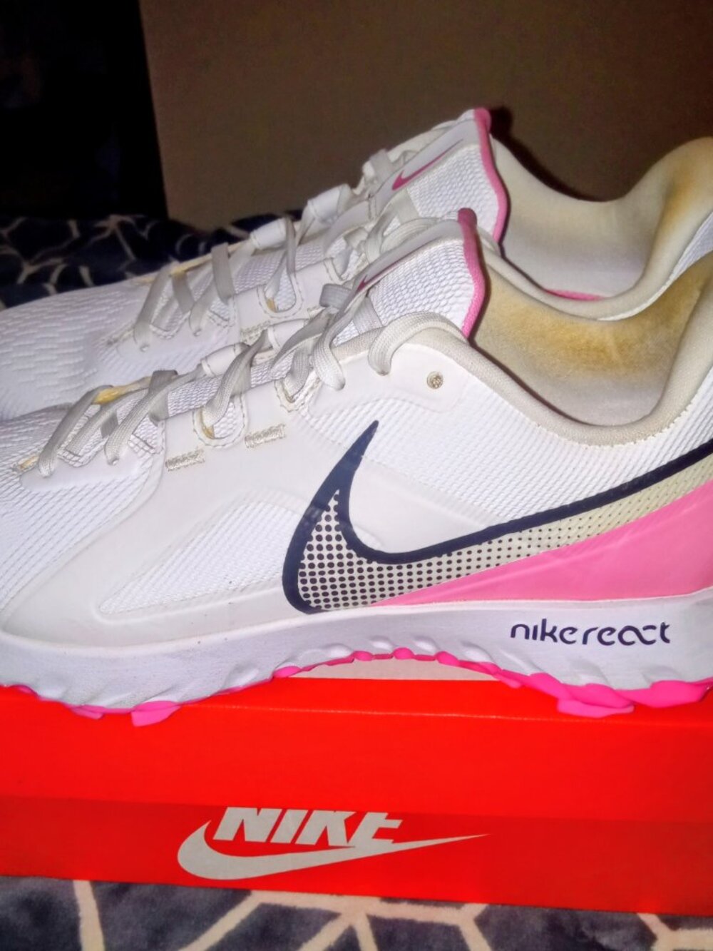Nike React Size 10 Sneakers Like new - Picture 5 of 6